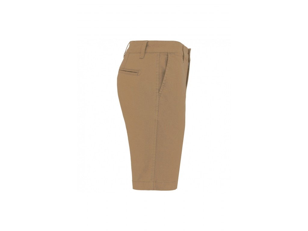 Bermuda tipo chino de color camel