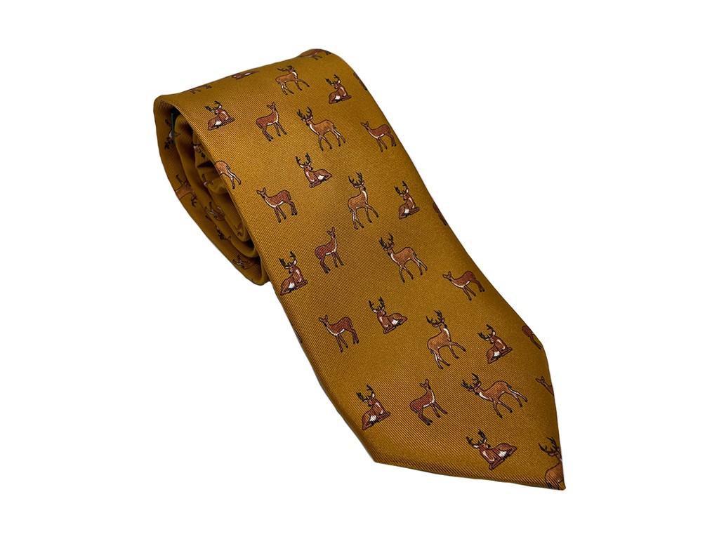 Corbata  con estampado de corzos en color marrón