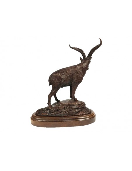 Bronce de cabra montés sobre una peña, de Lucio Relaño