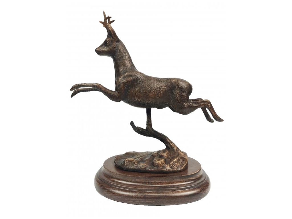Bronce de corzo saltando de Lucio Relaño