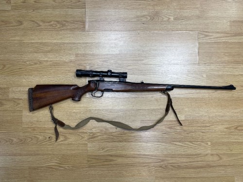 Rifle Weatherby Steir...