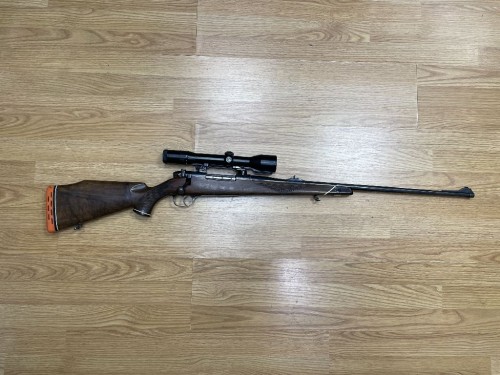 Rifle Weatherby