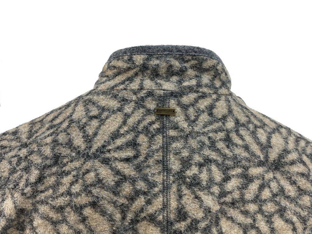 Chaqueta austriaca flores grises mezcla lana