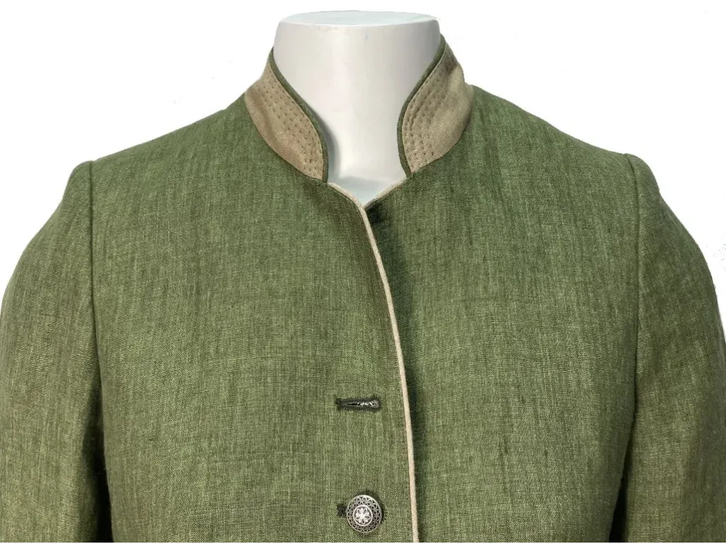 Austriaca mujer lino verde