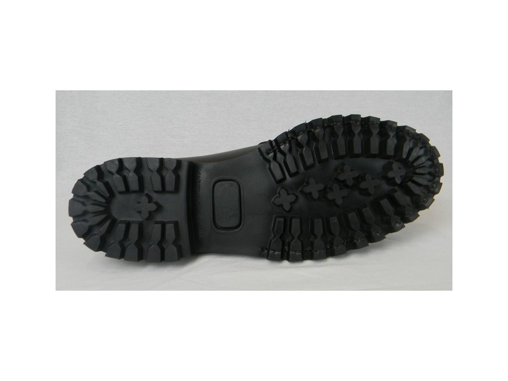 Zapato liso en Serbal de los Cazadores