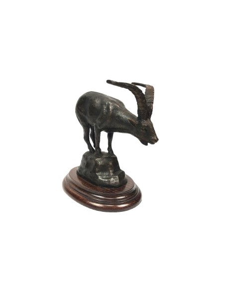 Bronce cabra montés sobre roca del autor Lucio Relaño