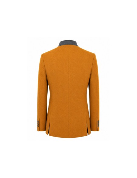 austriaca  de lana  orange con detalles en contrate gris .