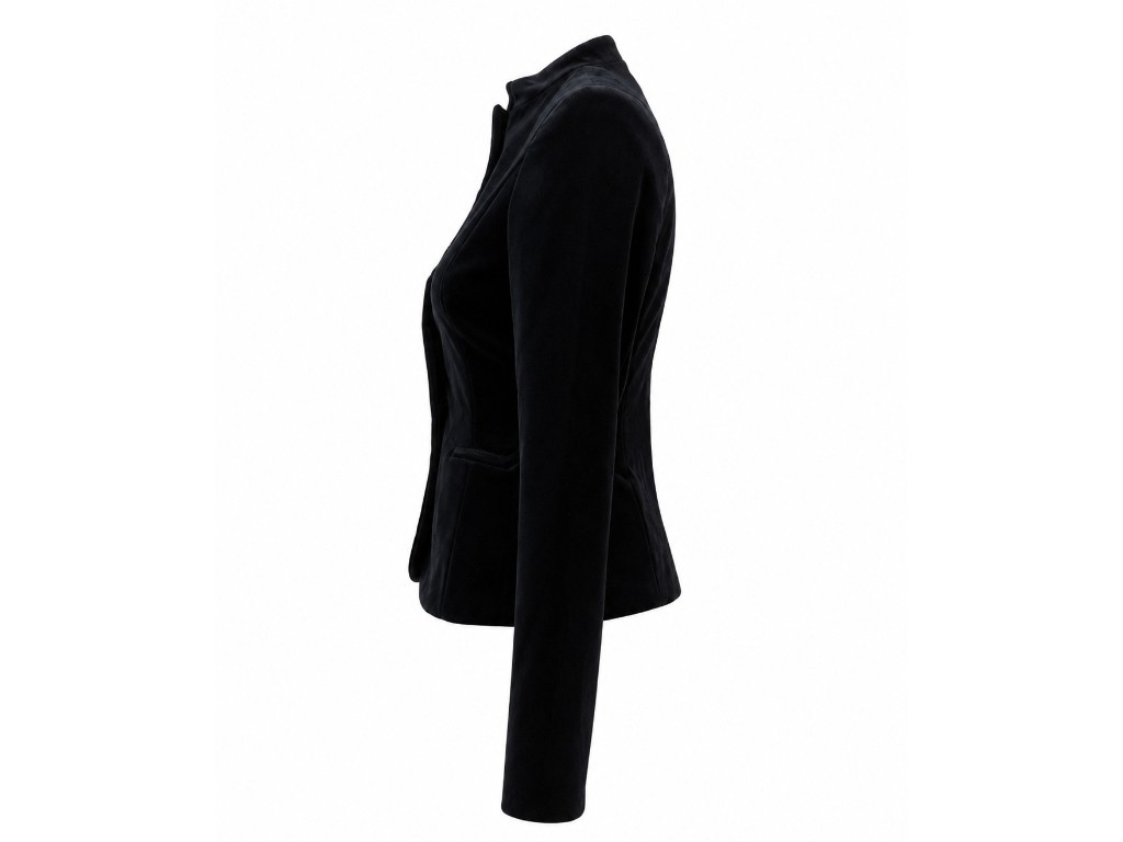 Austriaca de mujer color negro