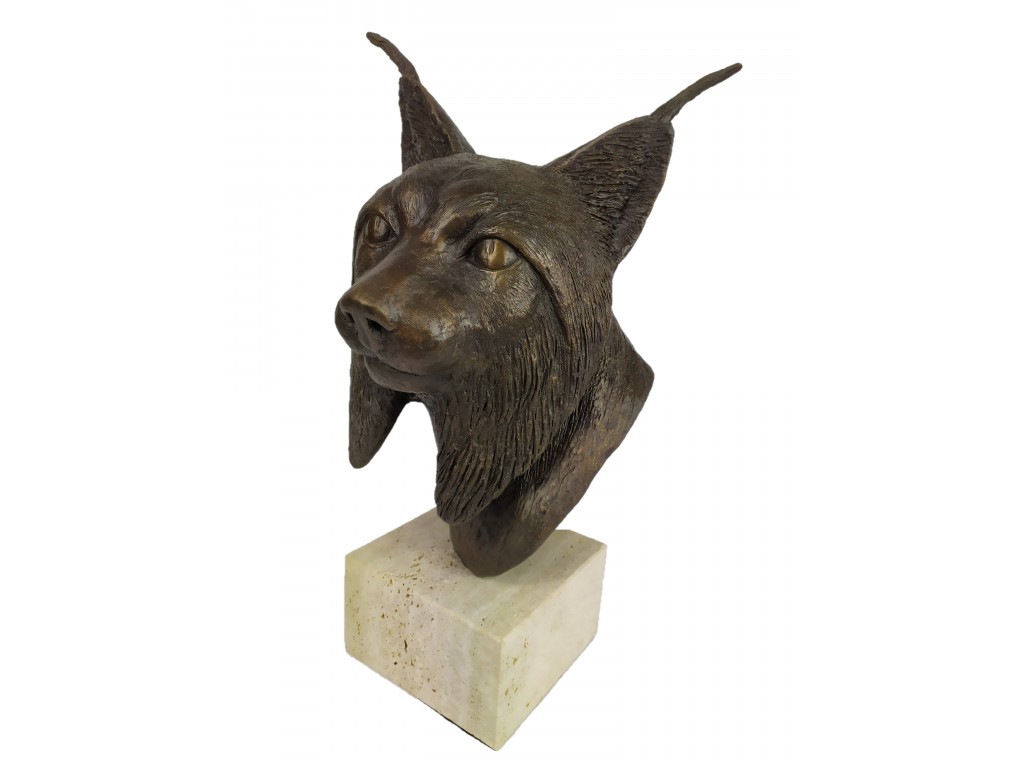 Bronce grande de cabeza lince con peana de piedra, de Lucio Relaño