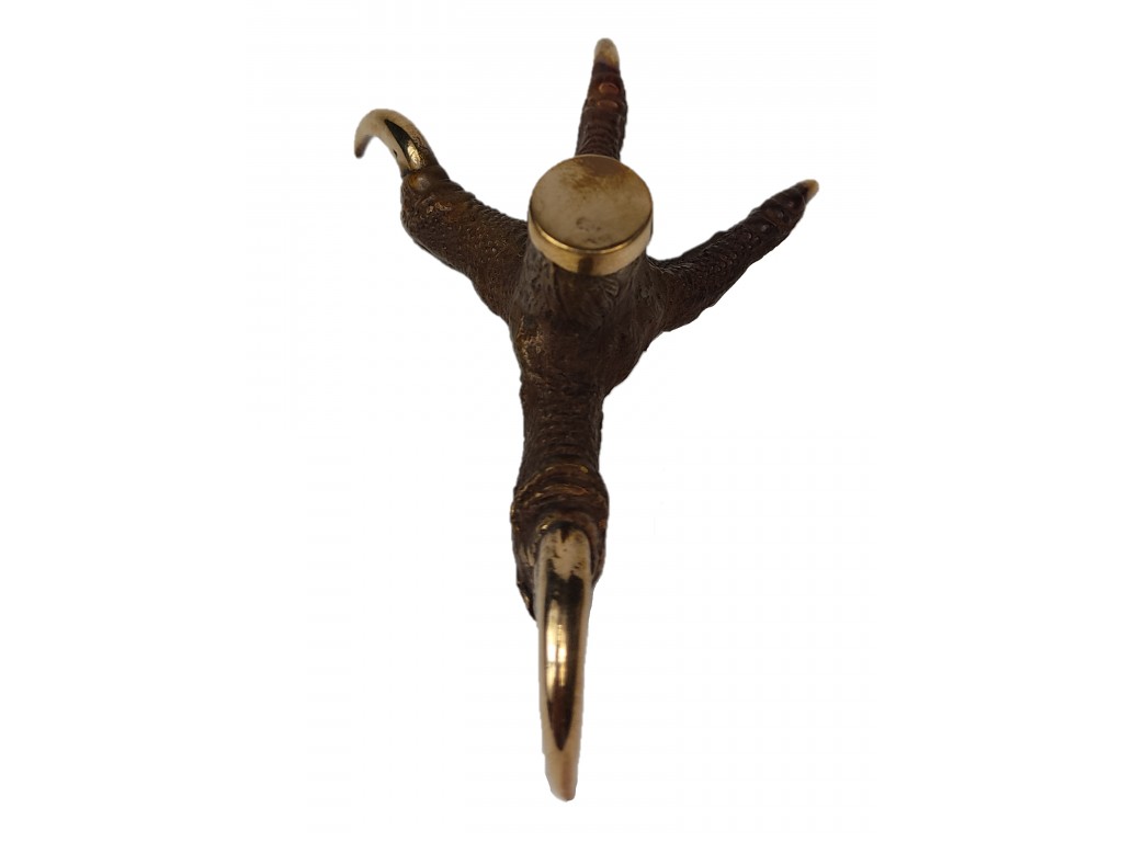 Bronce garra del autor Lucio Relaño