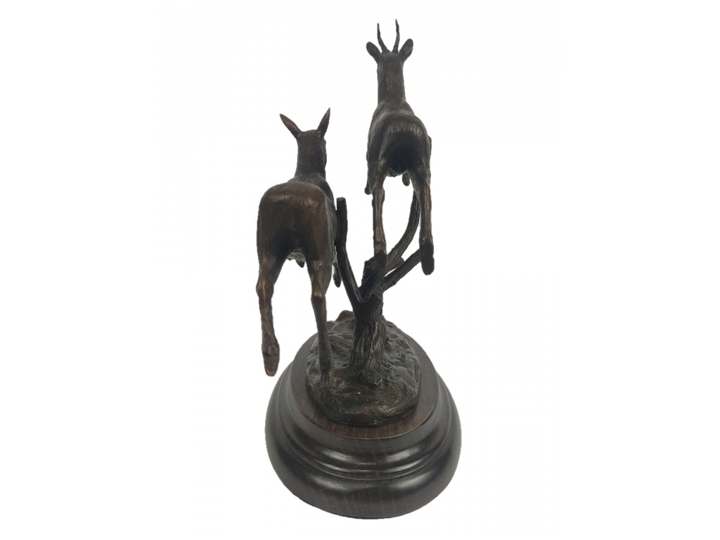 Bronce pareja de corzos del autor Lucio Relaño