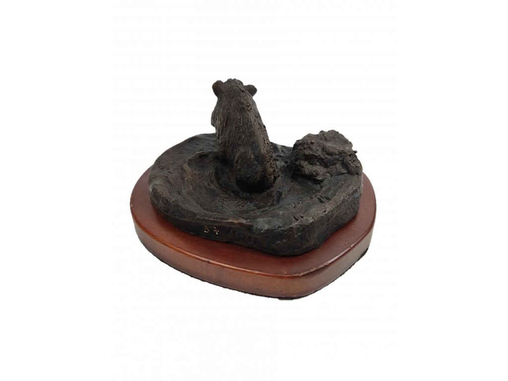 Bronce jabalí baña